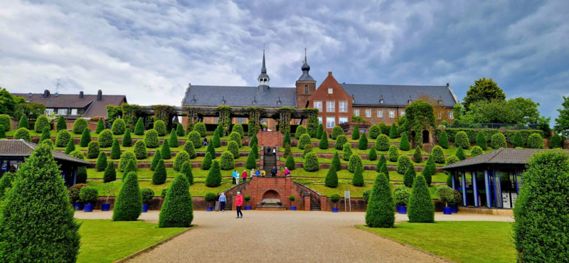 4_schloss.png.jpg