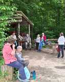 06.06.26 Pause auf unserer Wanderung rundum Gruiten zum Keglerheim