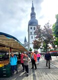 16.07.Über den Markt