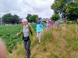 19.07.Durch hohes Gras