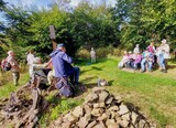 23.09.Pausenplatz in der Herbstsonne