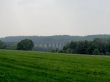Blick zur Autobahnbrücke